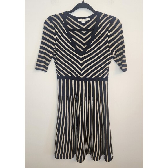 Boden Amelie Striped Knitted Dress Merino Wool Blend Fit & Flare Navy Beige Sz 6 - Picture 1 of 9